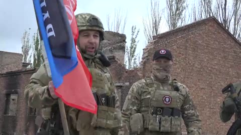 Head of the DPR Denis Pushilin hoisted the DPR flag in Artemovsk