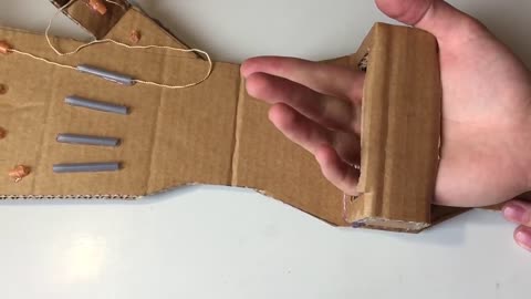 How to make a robot arm out of cardboard?