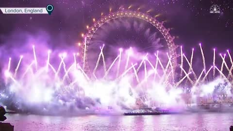 Watch Australia's 2021 Sydney Harbour New Year fireworks celebrations