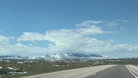 North on I-25, Wyoming, snow in April 2022