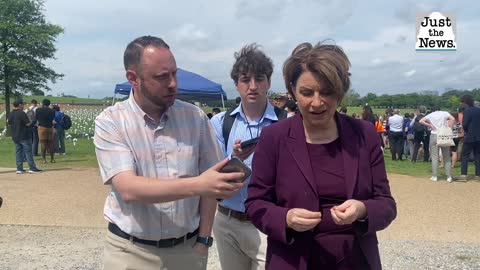 Bipartisan gun reform should go beyond red flag law: Klobuchar