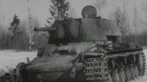 soviet_kv1_tanks_knocked_out_near_lake_ladoga