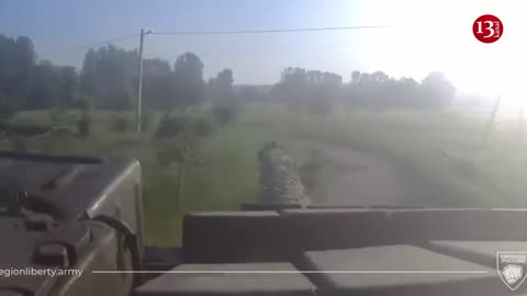 Tanks of Russian Volunteer Corps enter Novaya Tavolzhanka village in Belgorod - Footage