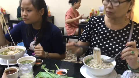 Phở - Món Ăn Truyền Thống Việt Nam