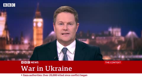 Ukraine war: Kyiv forced to cut military operations as foreign aid dries up | BBC News