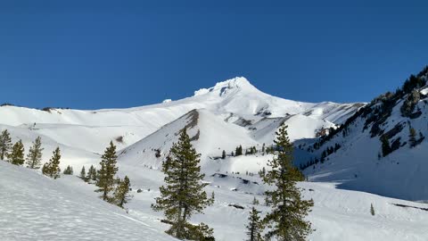 Surreal Summit Scape – White River West Sno Park – Mount Hood – Oregon – 4K