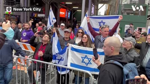 New_York_City:_Hundreds_Attend_pro-Israel_and_pro-Palestinian_Protests_