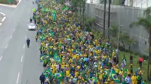 Massicce manifestazioni anti-Lula fuori e dentro il Congresso