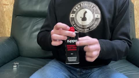 How To Fill A Zippo