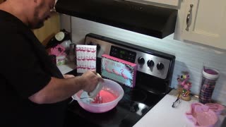 Make a Pink Flamingo Cake