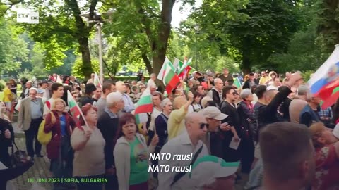 "NATO raus!" – Tausende Bulgaren fordern militärische Neutralität