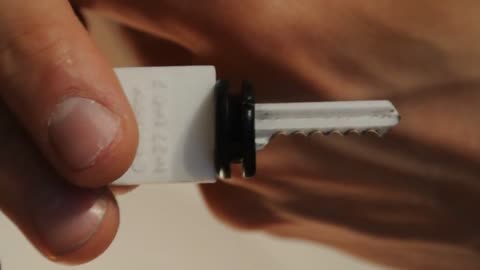 World's first 3D-printed 'Bump Key' can open most locks