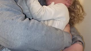 Daddy makes baby laugh