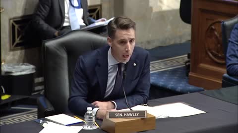 Sen. Josh Hawley grills Biden's nominee for National Archives archivist Colleen Shogan