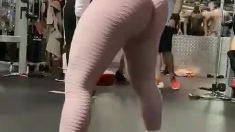 QUEEN OF BOOTY 1