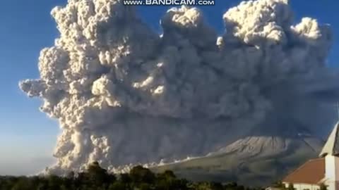 Sinabung Volcano ERUPTS in Sumatra, Indonesia Mar. 2, 2021
