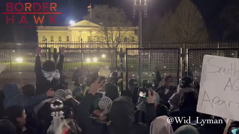 Paid agitators with Palestinian flags threatening to go into white house.
