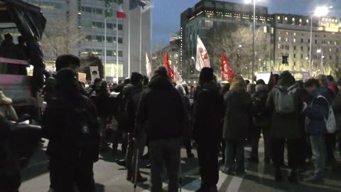Corteo per l'8 marzo a Milano