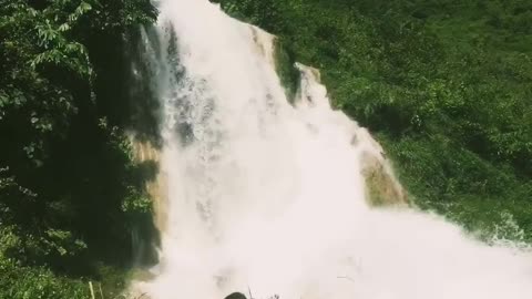 waterfall in cao bang vietnam