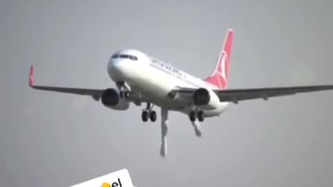 Funny Airplane 🤣🤣