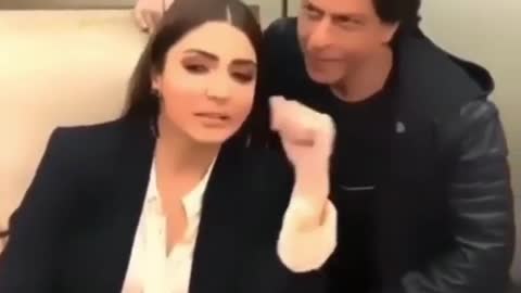 birthday star #AnushkaSharma was shocked #ShahRukhKhan.