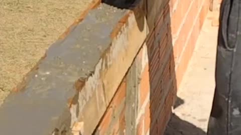Como realizar parede de fechamento de telhado embutido #telhado #construcaocivil #pedreiro