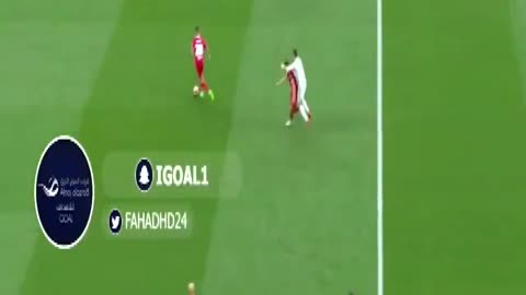 Cristiano Ronaldo hitting the Sevilla Player and getting away