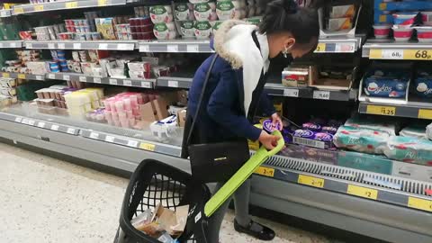 This is How Bianca Do Food Shopping
