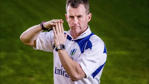 Meet The New 'Right Wing Mad Lad'... Nigel Owens!