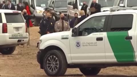 President Trump Visits his one of Key accomplished border wall to sign as a great work