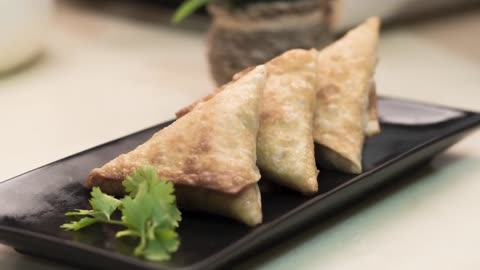 How to make delicious Chicken & Cheese SAMOSA : )