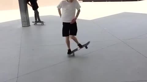 Amazing 360 Spins on a Skateboard!