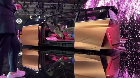 Futuristic EVs revealed in Tokyo | Nissan Hyper
