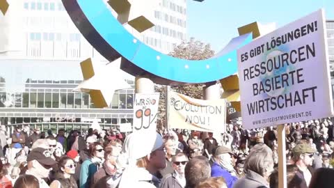 The Zeitgeist Movement Frankfurt @ Occupy Frankfurt 15.10.2011 (additional video footage)