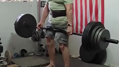 ARE THERE ANY FREINDLY AMERICANS LEFT ANYWHERE. 64 yr old Natty*DEADLIFT DAY 305x1r🎥 TUESDAY OCT 10
