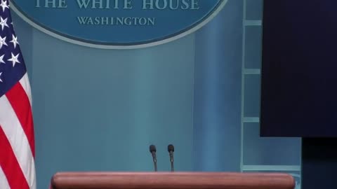 White House Press Sec RUNS AWAY From Reporters After Being Asked Difficult Question