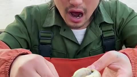 eating octupus