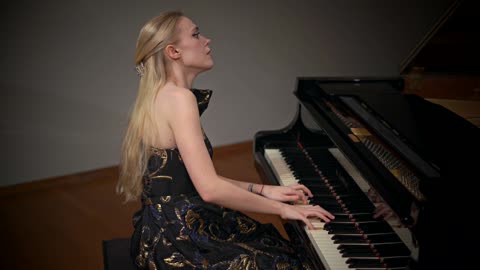 Chopin Ballade No. 4 in F minor, Op. 52 Mia Pečnik, piano