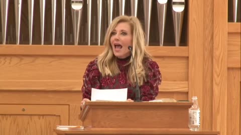 Beth Moore Goes Full Robin DiAngelo, Calling White Men Racist