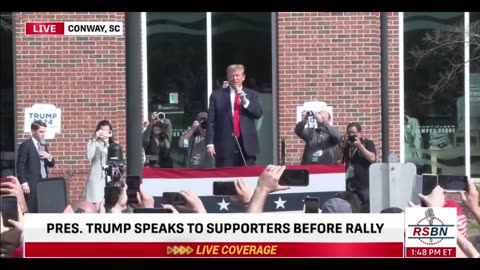Trump speaks to OVER-FLOW crowd at South Carolina rally - 02/10/2024