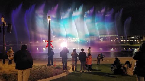 Where to go in Texas? Epic Central Water Light Show in Grand Prairie