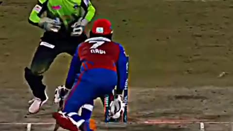 ❤Hafeez_Bowled_to_M.Nabi_#shorts_#trending_#cricketlover_#hblpsl7(360p)