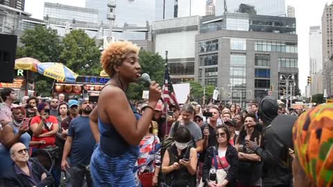 Tricia Lindsey_Stand for Freedom rally, Columbus Circle, New York, August 28, 2021