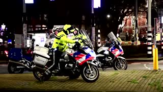 Amsterdam police end hostage situation at Apple store