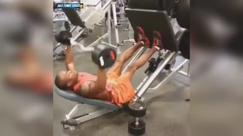 STUPID PEOPLE N GYM FAIL COMPILATION. 43 funniest work out ever