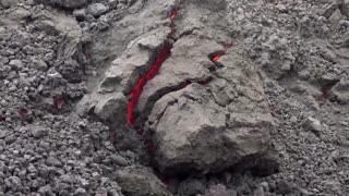 Devastation in La Palma as lava advances