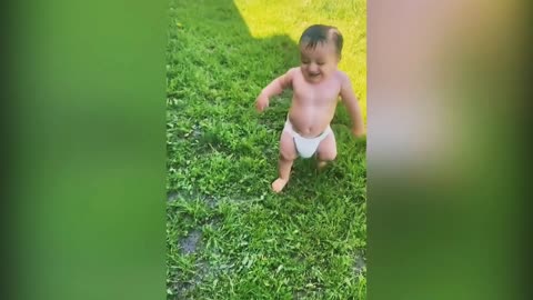 How is baby enjoying😊😊😊, cute baby, funny kids videos