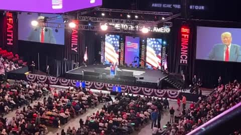 PRESIDENT DONALD TRUMP at American Freedom Tour (FULL SPEECH) FLA Live Arena