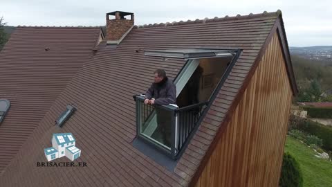 Shapeshifting Roof Transforms Into A Balcony Presenting New Window Of Opportunities