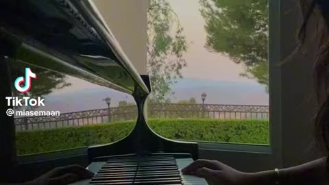 Piano cover Kanye west - runaway